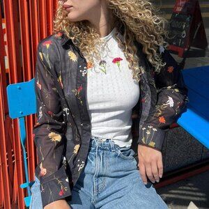 Lisa Says Gah Taylor Button Down  Wildflower Ink